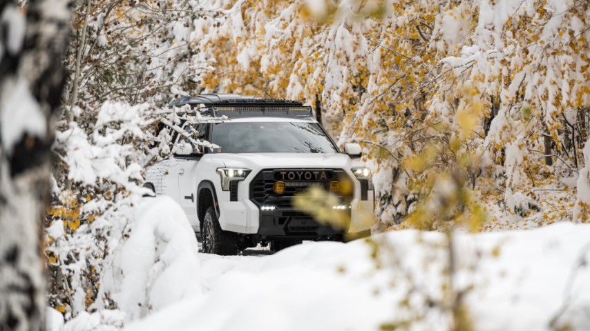 Prototypowy pick-up Toyota Trailhunter Concept