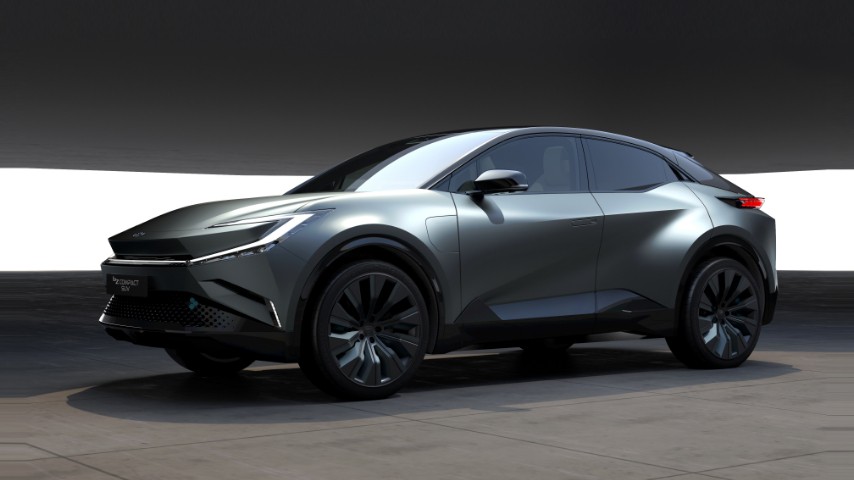 Prototypowy pick-up Toyota Trailhunter Concept
